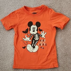 Disney Glow In The Dark Mickey Halloween Tee